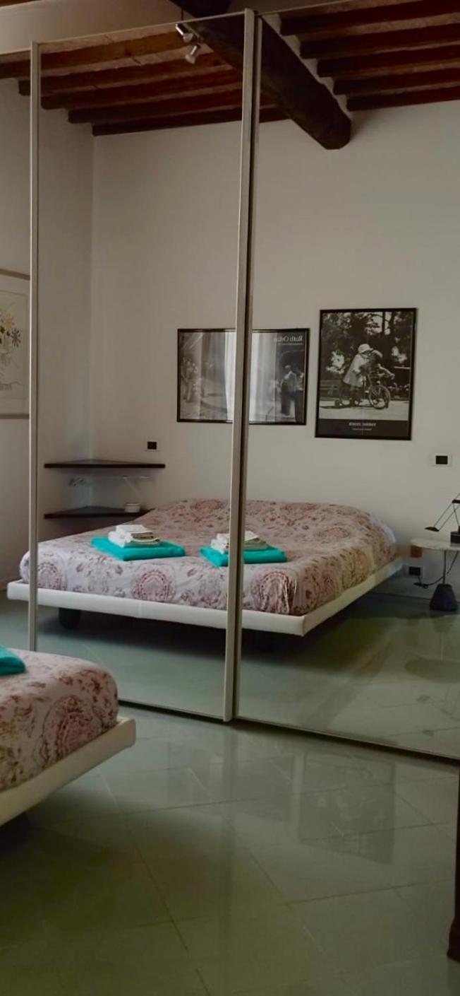Historic Center Apartment With Private Garage Montalcino Exterior foto